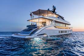 Yacht tour Dubai Marina